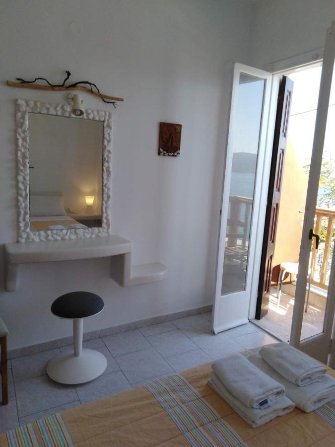 Adriani Sea View Rooms Adamantas Exterior photo