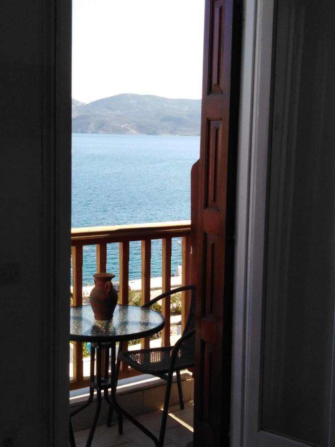 Adriani Sea View Rooms Adamantas Exterior photo